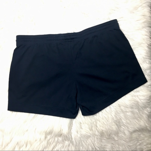 Nike Performance Training Shorts - Picture 2 of 6